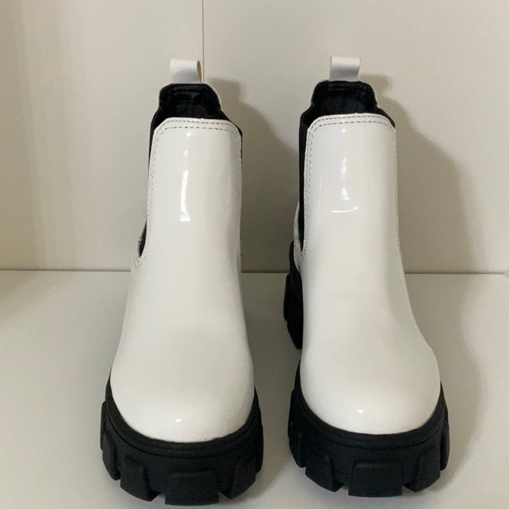 Circus by Sam Edelman ankle boots